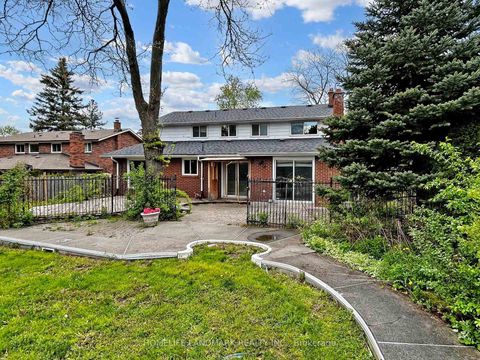 Photo 27 at 714 Conacher Drive, Newtonbrook East, Toronto