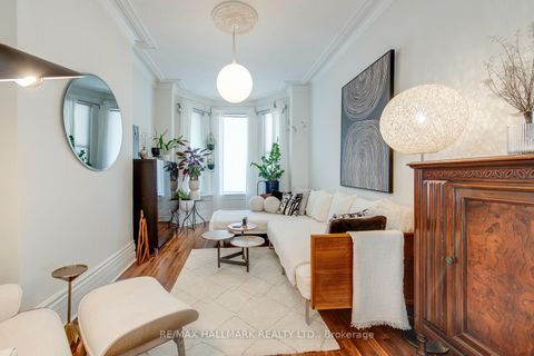 Photo 4 at 53 Lansdowne Avenue, Roncesvalles, Toronto