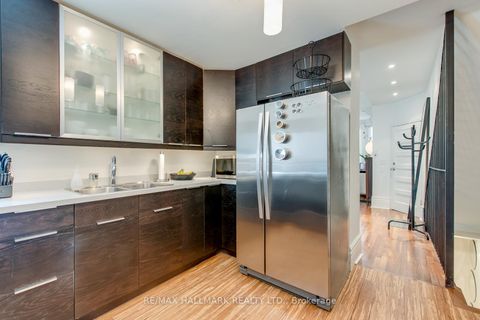 Photo 13 at 53 Lansdowne Avenue, Roncesvalles, Toronto