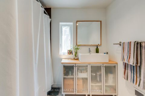Photo 32 at 53 Lansdowne Avenue, Roncesvalles, Toronto