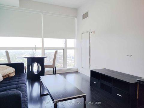 Photo 8 at 6704 - 388 Yonge Street, Bay Street Corridor, Toronto