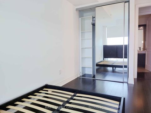 Photo 12 at 6704 - 388 Yonge Street, Bay Street Corridor, Toronto