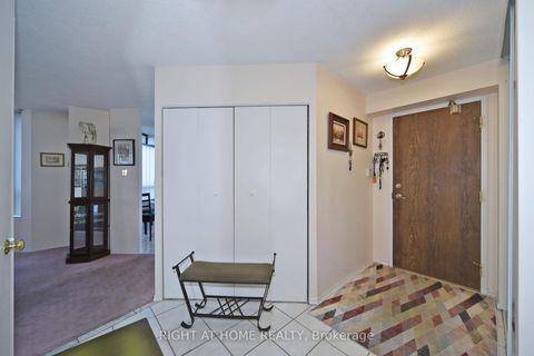 Photo 8 at 314 - 7440 Bathurst Street, Brownridge, Vaughan