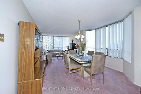 Photo 11 at 314 - 7440 Bathurst Street, Brownridge, Vaughan