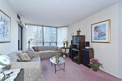 Photo 15 at 314 - 7440 Bathurst Street, Brownridge, Vaughan