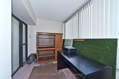 Photo 18 at 314 - 7440 Bathurst Street, Brownridge, Vaughan
