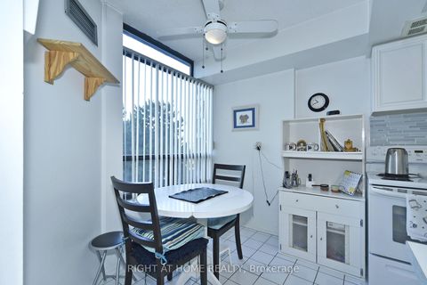 Photo 22 at 314 - 7440 Bathurst Street, Brownridge, Vaughan