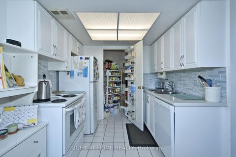 Photo 23 at 314 - 7440 Bathurst Street, Brownridge, Vaughan