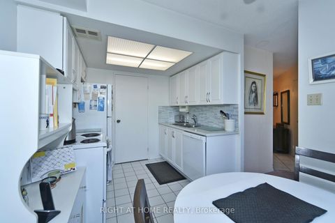 Photo 24 at 314 - 7440 Bathurst Street, Brownridge, Vaughan