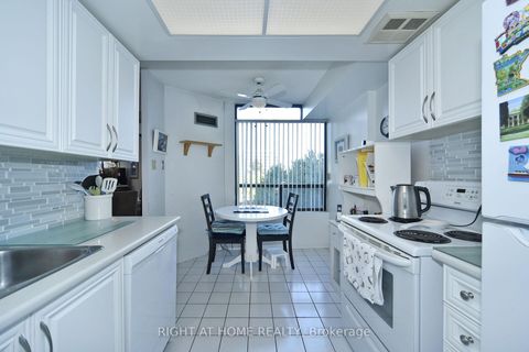 Photo 25 at 314 - 7440 Bathurst Street, Brownridge, Vaughan