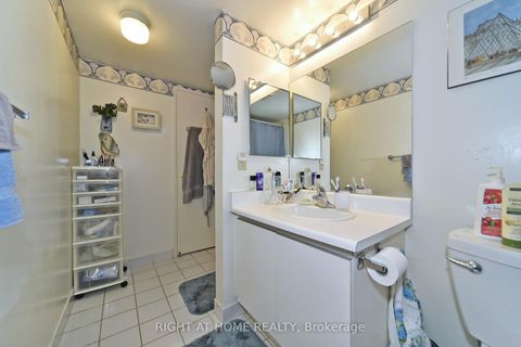 Photo 34 at 314 - 7440 Bathurst Street, Brownridge, Vaughan