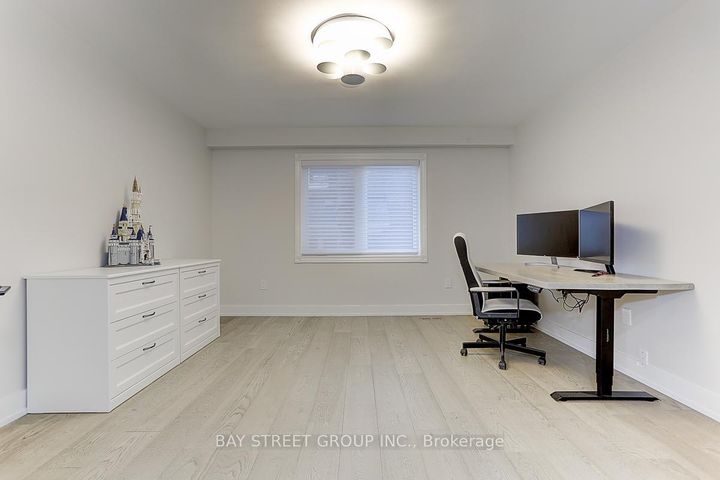 Photo 7 at 955 Portminster Court, Wyndham, Newmarket