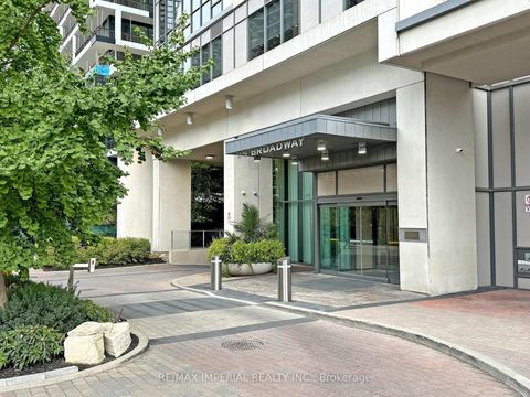 Photo 3 at 2004 - 25 Broadway Avenue, Mount Pleasant West, Toronto