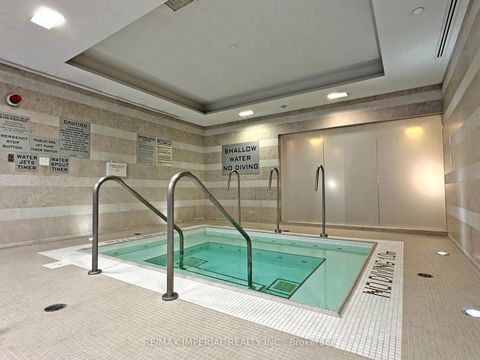Photo 33 at 2004 - 25 Broadway Avenue, Mount Pleasant West, Toronto