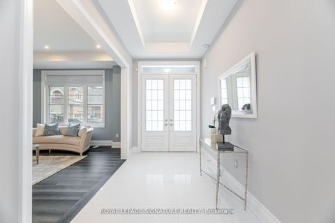 Photo 3 at 404 Ellen Davidson Drive, GO Glenorchy, Oakville