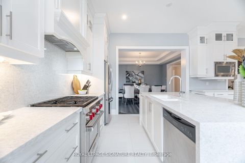 Photo 12 at 404 Ellen Davidson Drive, GO Glenorchy, Oakville