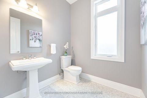 Photo 18 at 404 Ellen Davidson Drive, GO Glenorchy, Oakville