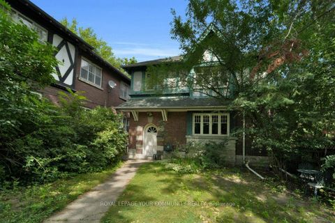 Photo 1 at 390 Davenport Road, Casa Loma, Toronto