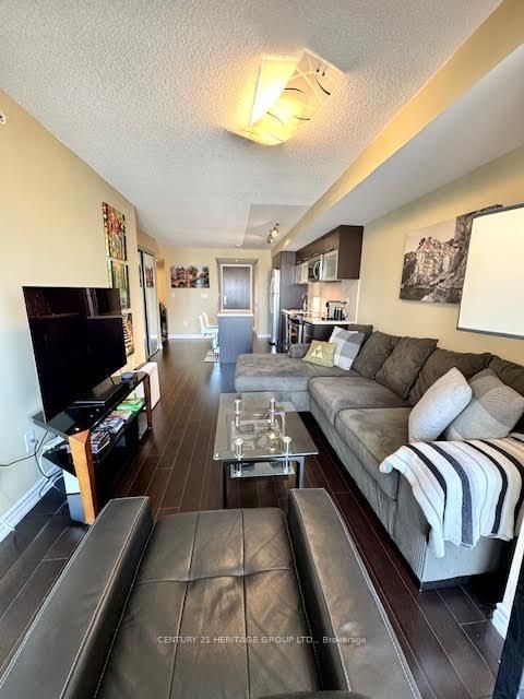 Photo 4 at 2312 - 386 Yonge Street, Bay Street Corridor, Toronto