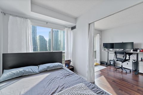 Photo 18 at 1519 - 25 The Esplanade, Waterfront Communities C8, Toronto