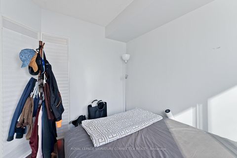 Photo 19 at 1519 - 25 The Esplanade, Waterfront Communities C8, Toronto