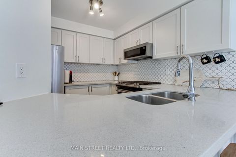 Photo 11 at 228 Warner Crescent, Summerhill Estates, Newmarket