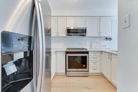 Photo 13 at 228 Warner Crescent, Summerhill Estates, Newmarket