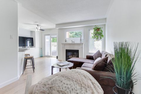 Photo 16 at 228 Warner Crescent, Summerhill Estates, Newmarket