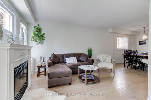 Photo 18 at 228 Warner Crescent, Summerhill Estates, Newmarket