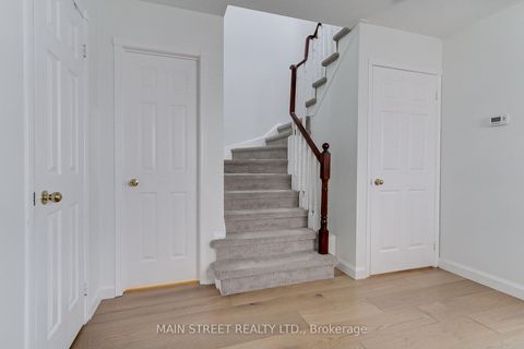 Photo 21 at 228 Warner Crescent, Summerhill Estates, Newmarket