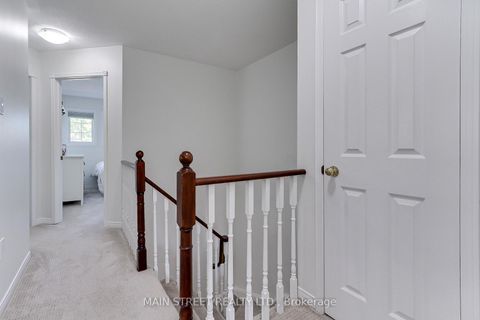 Photo 22 at 228 Warner Crescent, Summerhill Estates, Newmarket