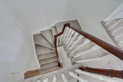 Photo 23 at 228 Warner Crescent, Summerhill Estates, Newmarket