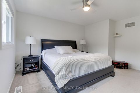 Photo 25 at 228 Warner Crescent, Summerhill Estates, Newmarket