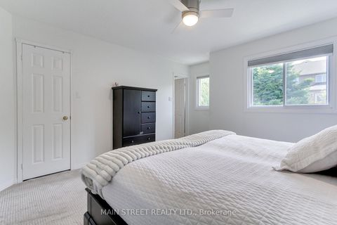 Photo 26 at 228 Warner Crescent, Summerhill Estates, Newmarket