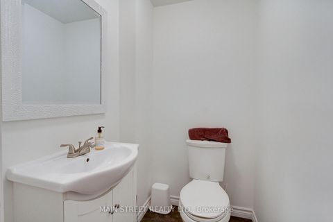Photo 37 at 228 Warner Crescent, Summerhill Estates, Newmarket