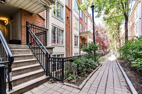 Photo 3 at 226 - 3 Everson Drive, Willowdale East, Toronto