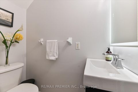 Photo 13 at 226 - 3 Everson Drive, Willowdale East, Toronto