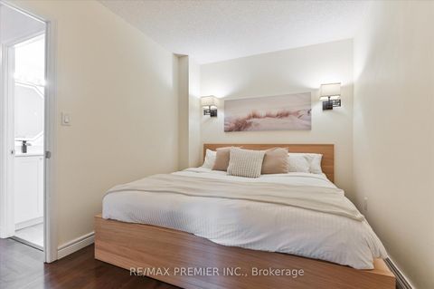 Photo 16 at 226 - 3 Everson Drive, Willowdale East, Toronto