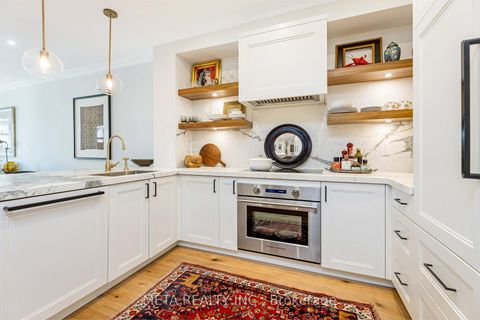 Photo 11 at 501 - 2855 Bloor Street W, Queensway, Toronto