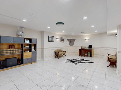 Photo 32 at 123 Kingsnorth Boulevard, East Woodbridge, Vaughan