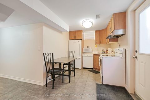 Photo 29 at 48 Terme Avenue, Vellore Village, Vaughan