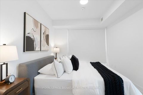 Photo 10 at 1308 - 15 Mercer Street, Waterfront Communities C1, Toronto