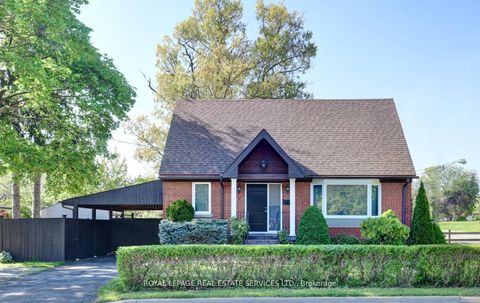 Photo 0 at 2 North Heights Road, Rosethorn, Toronto
