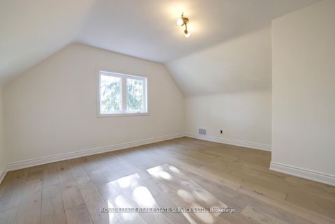 Photo 17 at 2 North Heights Road, Rosethorn, Toronto