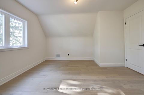Photo 19 at 2 North Heights Road, Rosethorn, Toronto