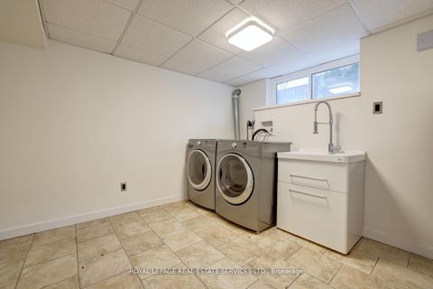 Photo 33 at 2 North Heights Road, Rosethorn, Toronto