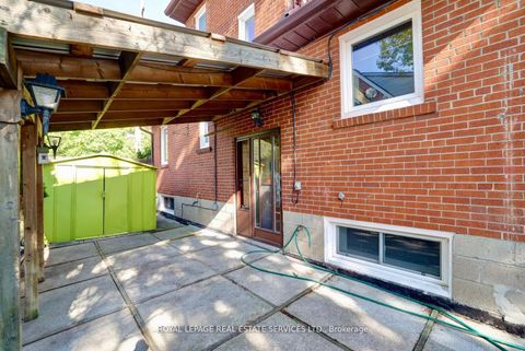 Photo 35 at 2 North Heights Road, Rosethorn, Toronto