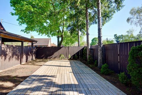 Photo 39 at 2 North Heights Road, Rosethorn, Toronto