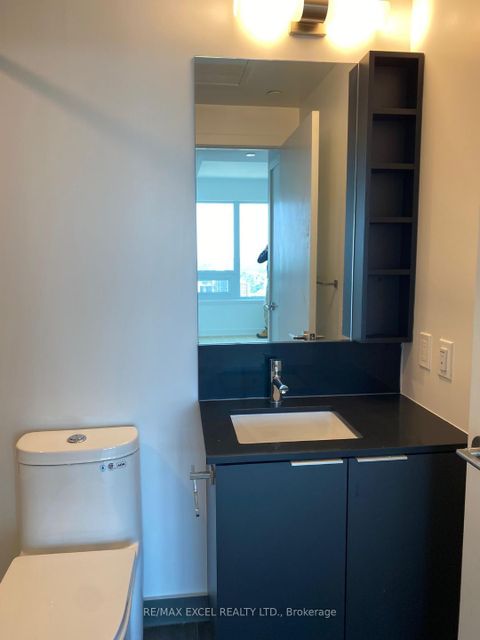 Photo 11 at 5508 - 8 Wellesley Street W, Bay Street Corridor, Toronto