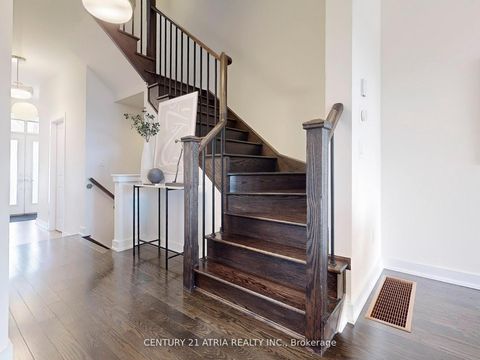 Photo 13 at 105 Anchusa Drive, Rural Richmond Hill, Richmond Hill